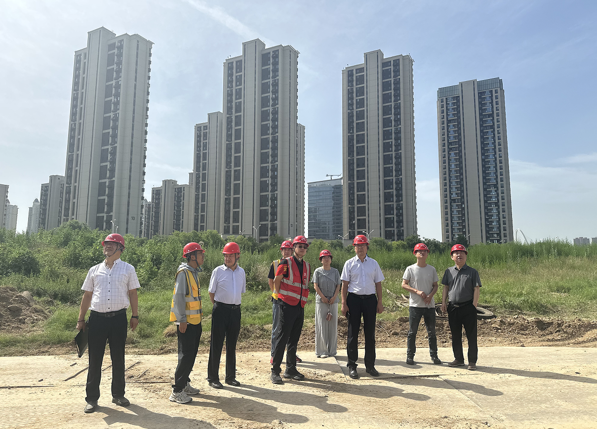 嚴查隱患堵漏洞 安全生產不松懈——公司領導帶隊開展星光里項目安全專項檢查